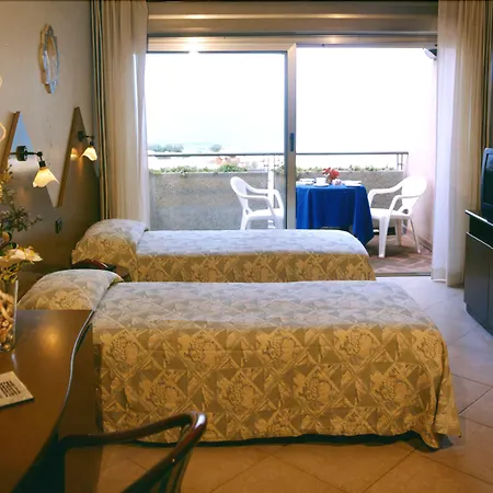 Addaura Village E Congressi 3*