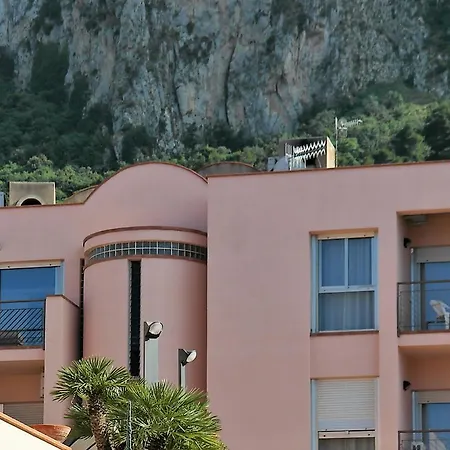 Addaura Village E Congressi 3*